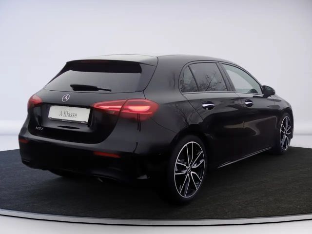 Mercedes-Benz A 180 AMG Line Hatchback