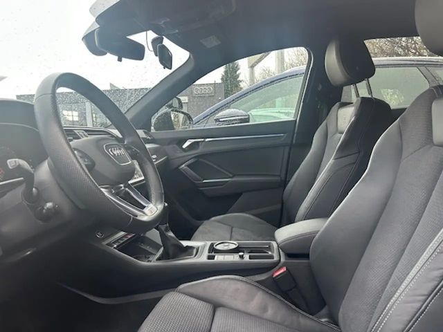 Audi Q3 35 TDI