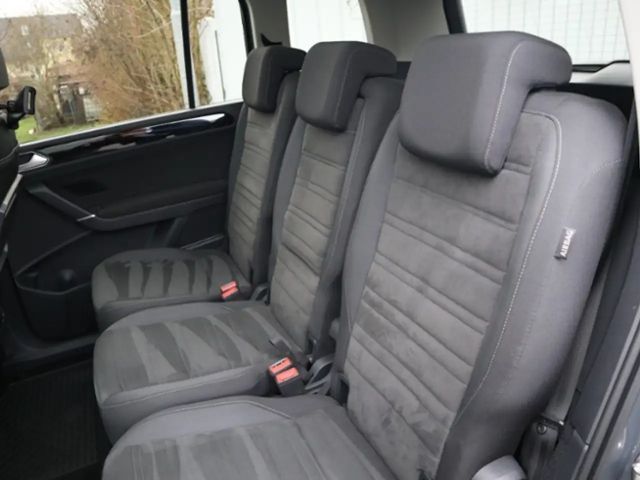 Volkswagen Touran 1.5 TSI DSG Highline