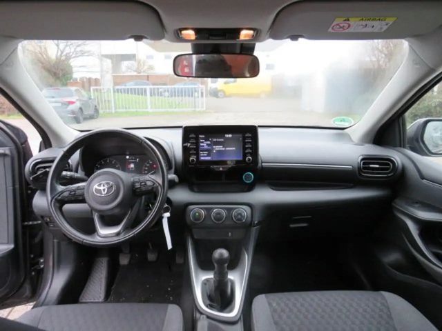 Toyota Yaris Comfort Hatchback