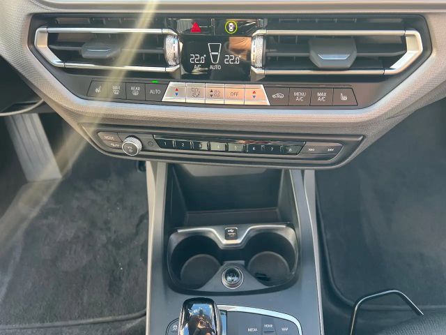 BMW 120 120d Advantage pakket Sedan