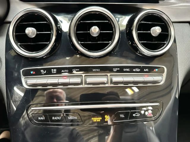 Mercedes-Benz C 200 AMG Line Cabriolet