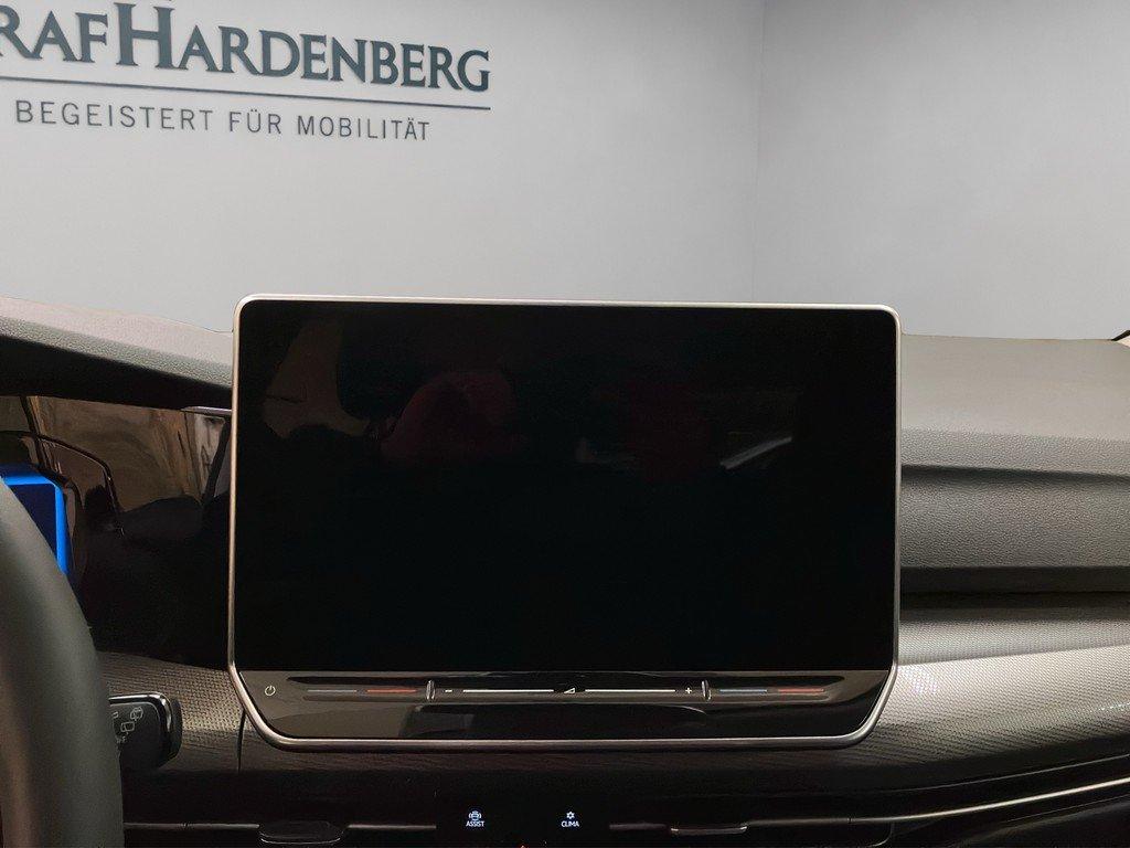 Volkswagen Golf 1.5 eTSI DSG Style