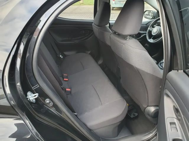 Toyota Yaris Hatchback Hybride VVT-i