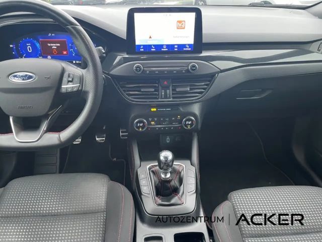 Ford Focus EcoBoost ST Line Wagon