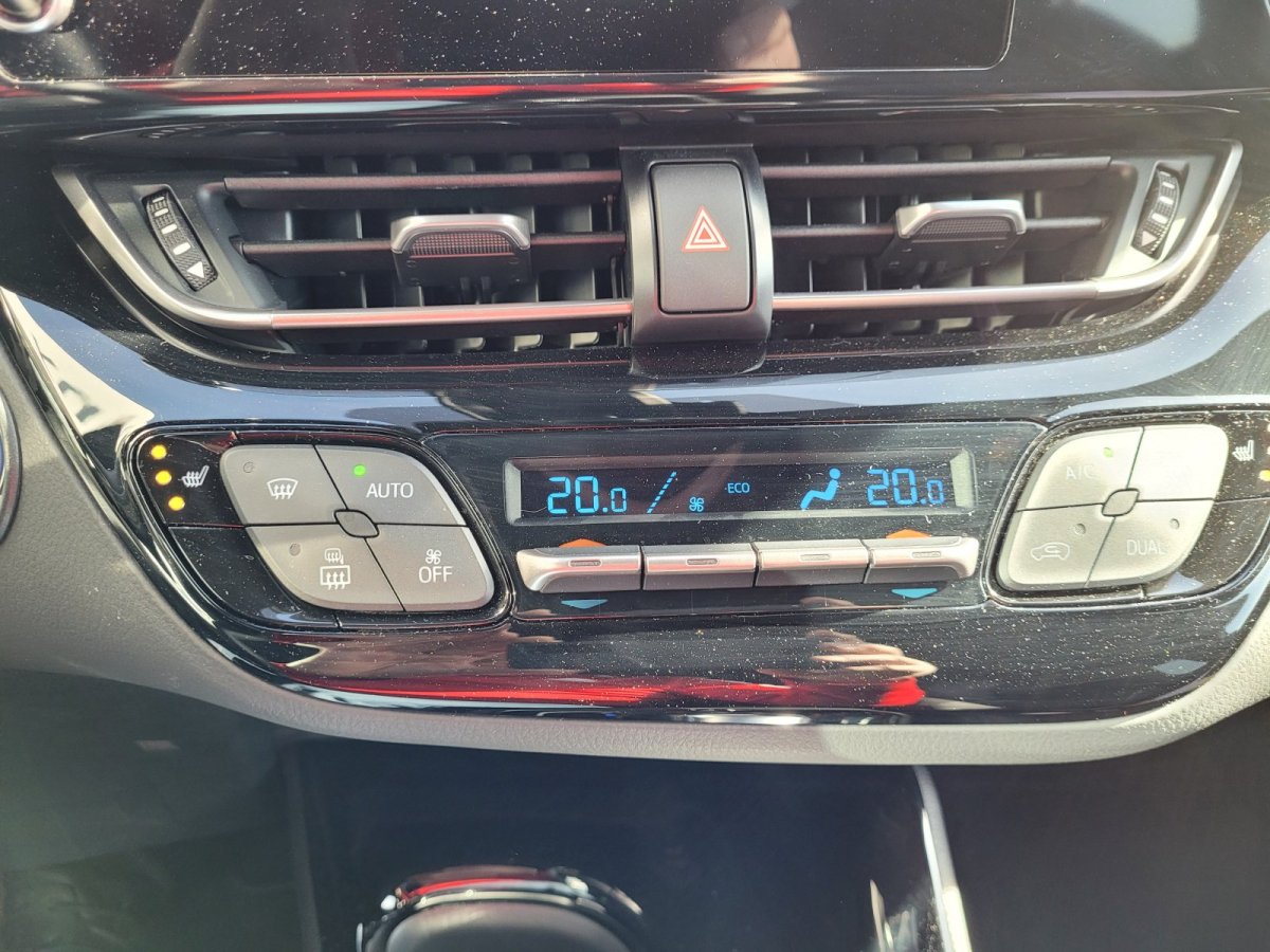 Toyota C-HR 5-deurs Team D