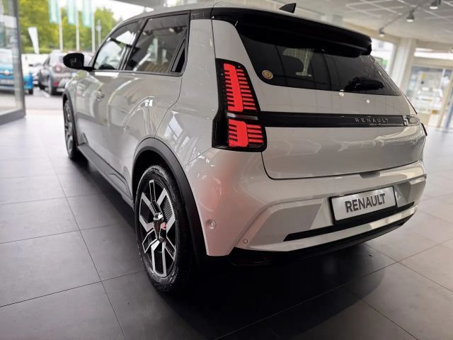 Renault 5 E-Tech Techno