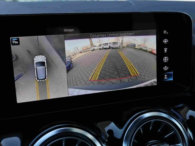 Mercedes-Benz EQA 300 AMG Line