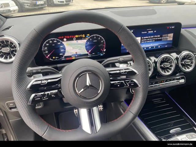 Mercedes-Benz GLA 200 AMG Line