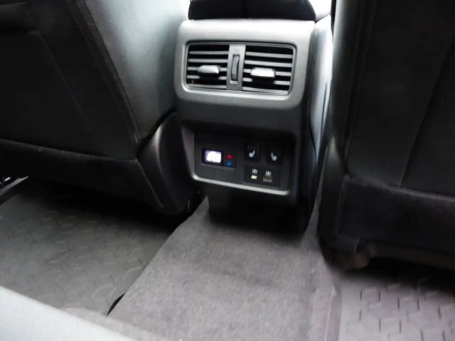 Nissan X-trail AWD N-Connecta