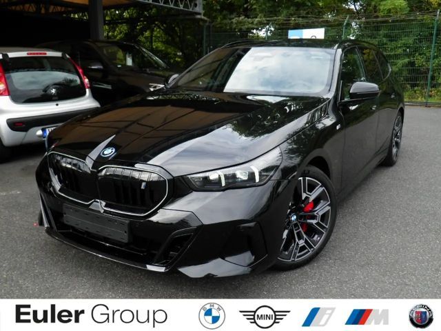 BMW i5 Touring eDrive40