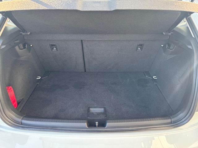 Volkswagen Polo 1.0 TSI DSG IQ.Drive