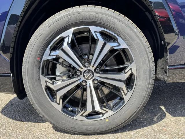 Suzuki Across : Hybridpower. Raum. Raffinesse. Effizienz Klima