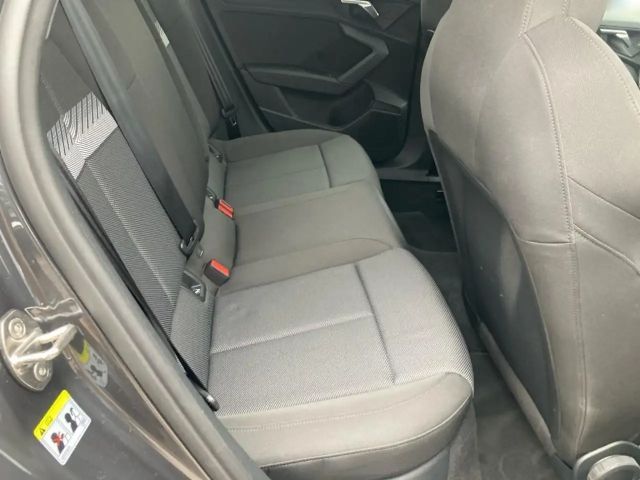 Audi A3 30 TDI Sedan Sportback