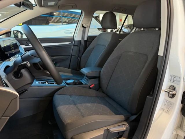 Volkswagen Golf 1.5 TSI DSG Golf VIII Life