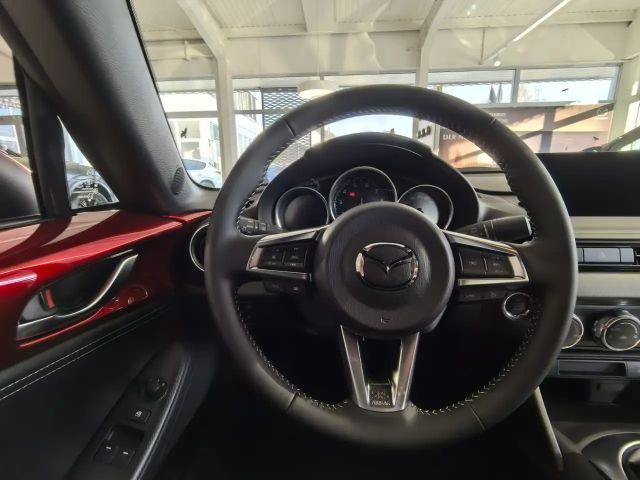 Mazda MX-5 Exclusive-line SkyActiv