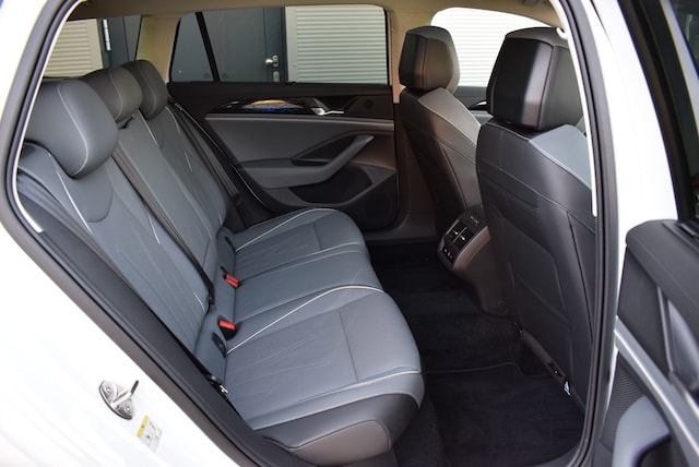 Volkswagen Passat 2.0 TDI DSG Elegance Elegance