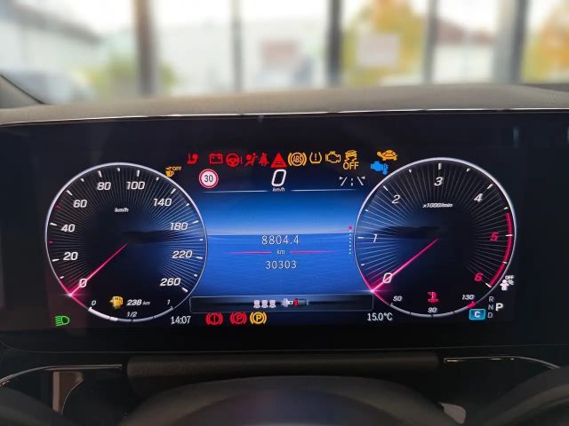 Mercedes-Benz GLA 200 4MATIC GLA 200 d