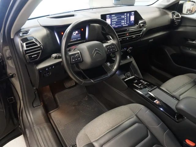 Citroën C4 PureTech Shine