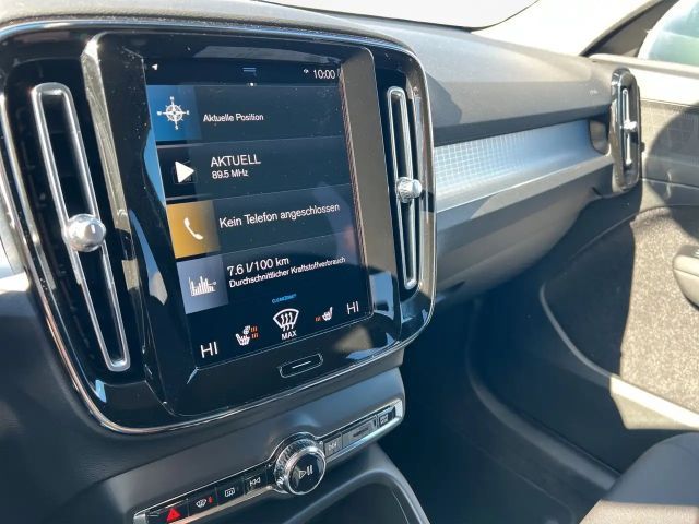 Volvo XC40 Momentum