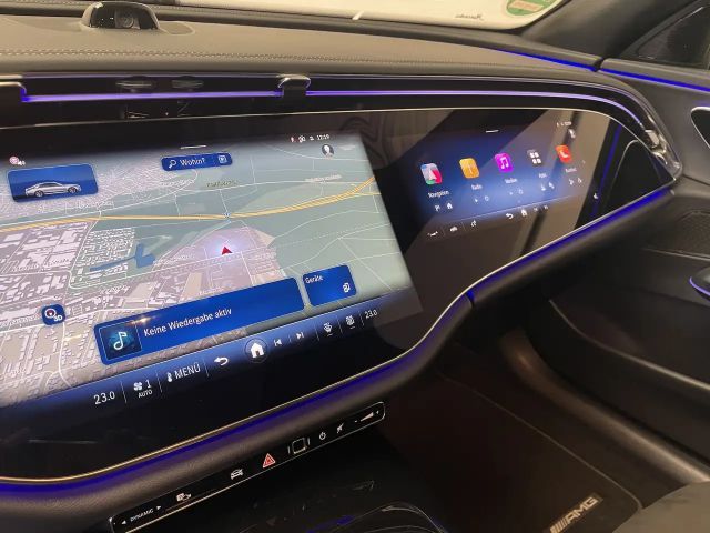 Mercedes-Benz E 200 AMG Line Sedan