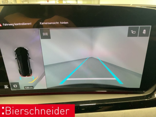 Audi A6 Avant Quattro S-Tronic