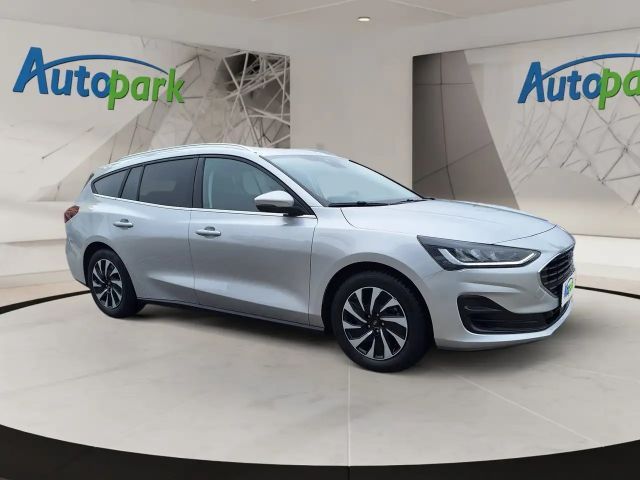 Ford Focus Titanium Wagon