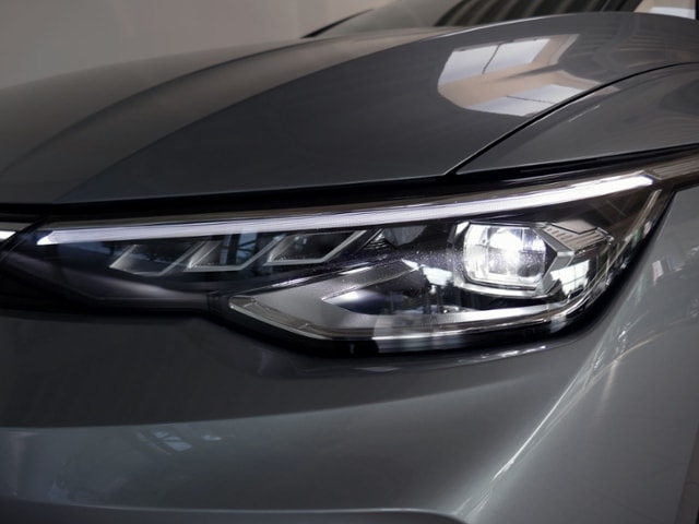 Volkswagen Golf 1.5 eTSI DSG Golf VIII