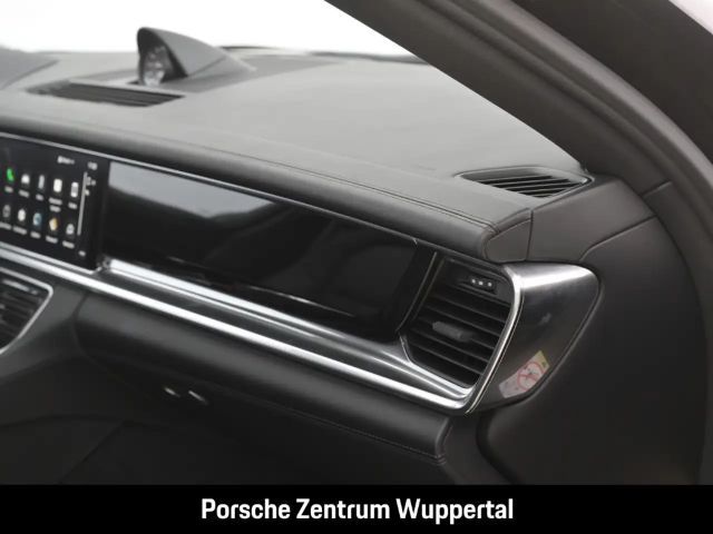 Porsche Panamera 4S
