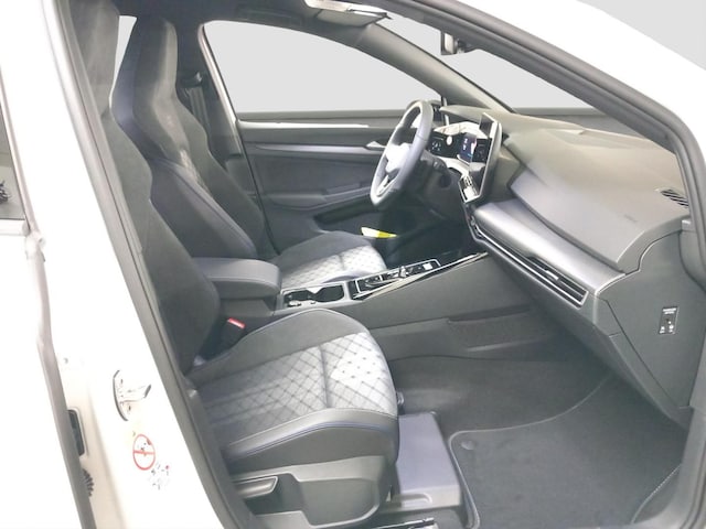 Volkswagen Golf 1.5 eTSI Variant