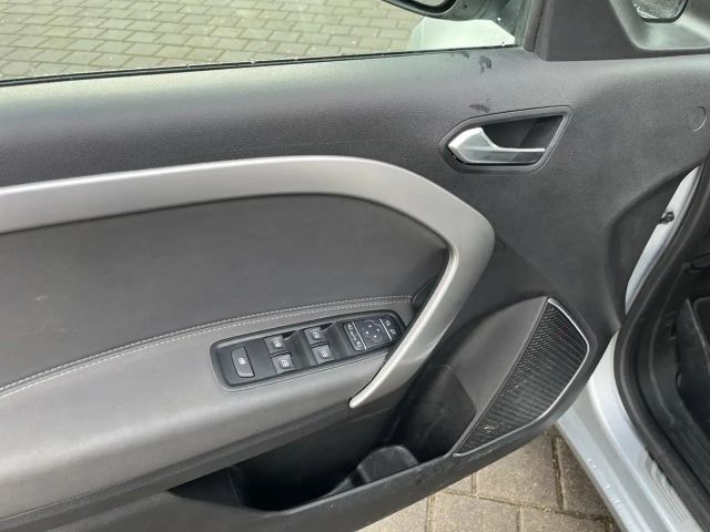 Mercedes-Benz T 180 T 180 d Navi PDC KAM AUT SHZ KlimaA SpurH FLA