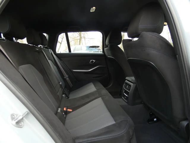 BMW 320 320i Comfort pakket M-Sport Touring