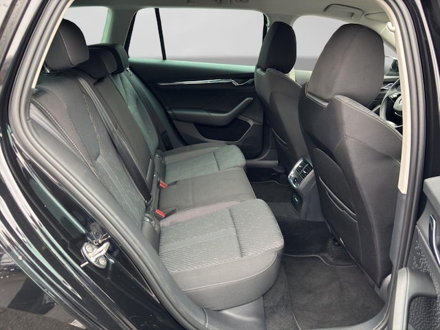 Skoda Octavia 2.0 TDI Combi Style Style