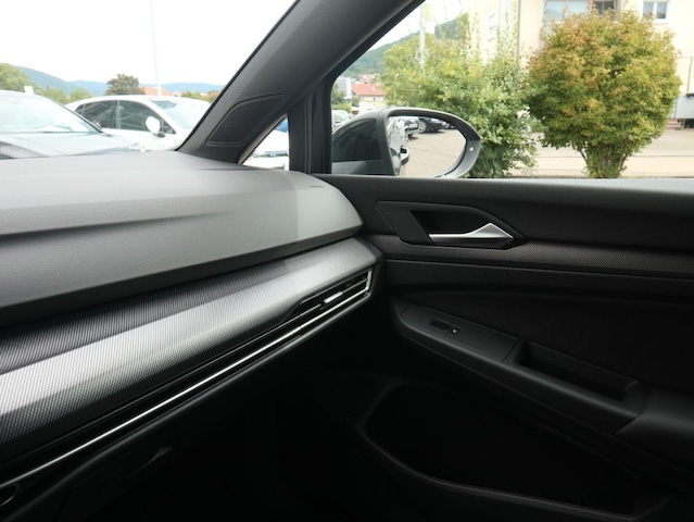 Volkswagen Golf DSG R-Line