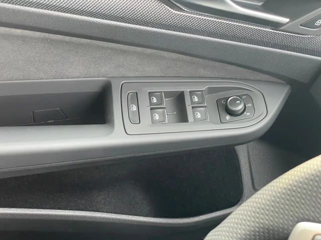 Volkswagen Golf DSG Sport