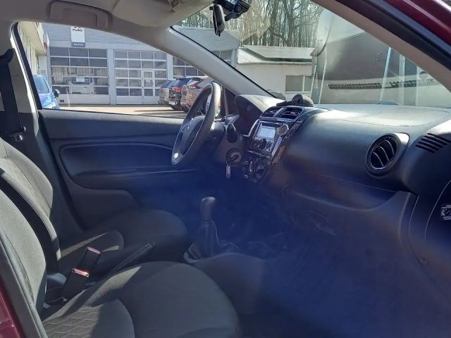 Mitsubishi Space Star Star