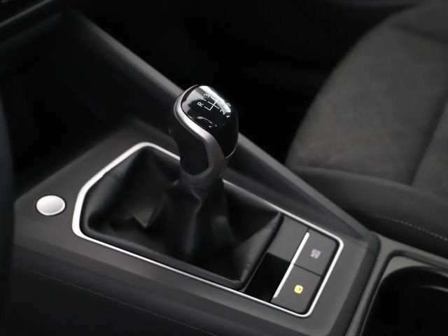 Volkswagen Golf Life Variant