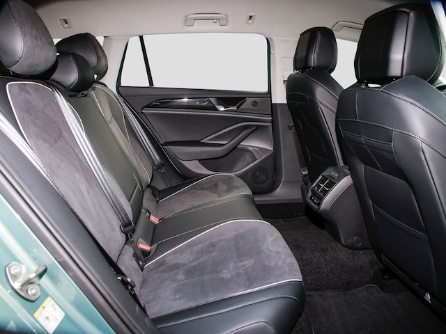 Volkswagen Passat 1.5 eTSI Business Variant