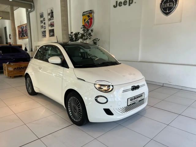 Fiat 500e 3+1
