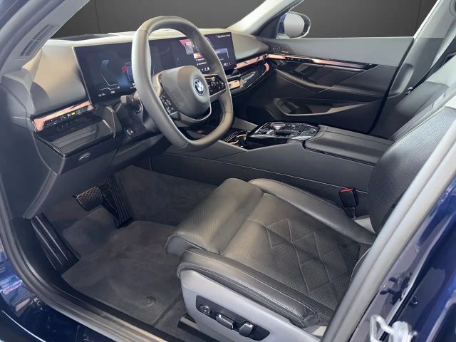 BMW i5 Sedan eDrive40