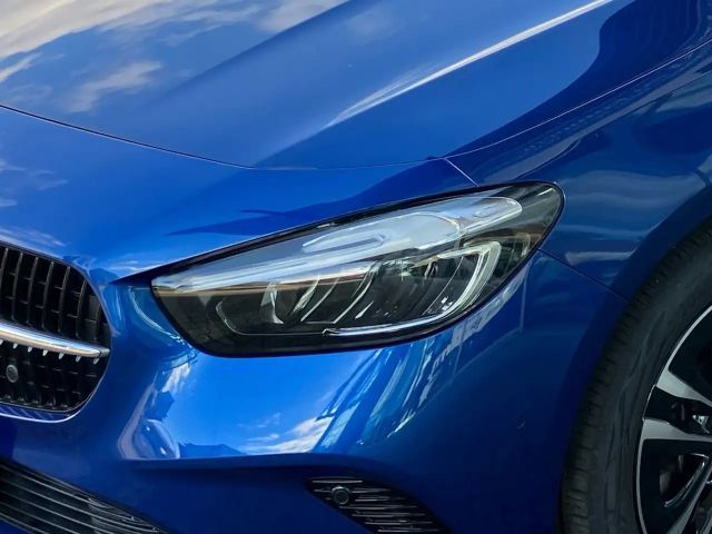 Mercedes-Benz B 220 B 220 d Progressive Sedan