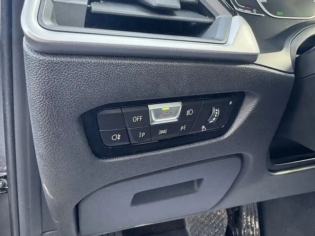 BMW 320 320d Advantage pakket Sedan