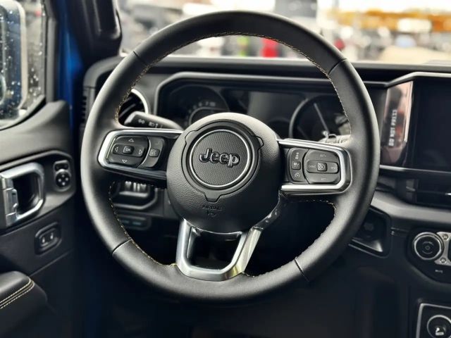 Jeep Wrangler 4xe Sahara