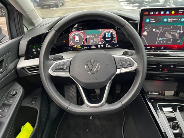 Volkswagen Golf DSG Variant