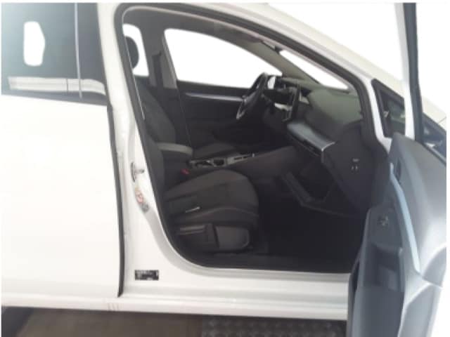 Volkswagen Golf 1.5 eTSI DSG Golf VIII Variant