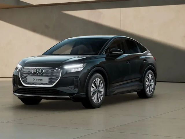 Audi Q4 e-tron 45 e-tron 210 kW Keyless VC