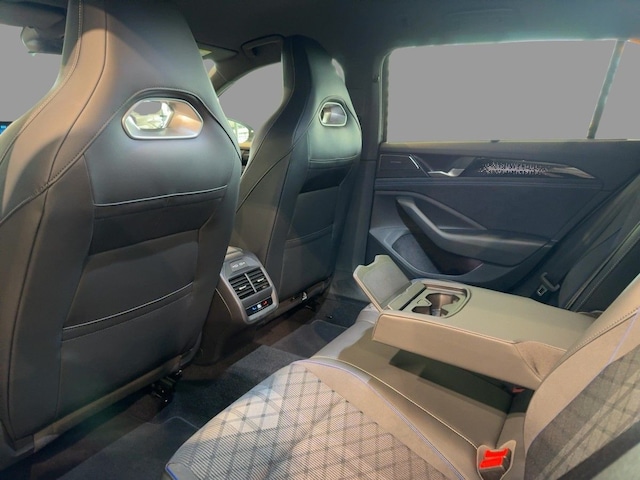 Volkswagen Passat 2.0 TDI DSG R-Line Variant