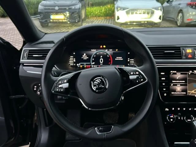 Skoda Superb Combi iV