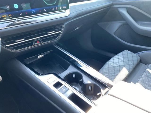 Volkswagen Passat 2.0 TDI R-Line Variant