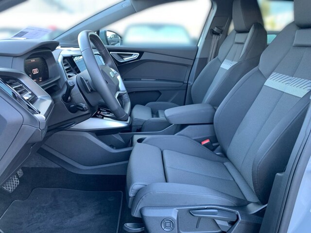 Audi Q4 e-tron SUV 45 e-tron Audi Q4 e-tron